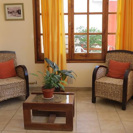 Hotel Arenales Villa Carlos Paz Exteriör bild