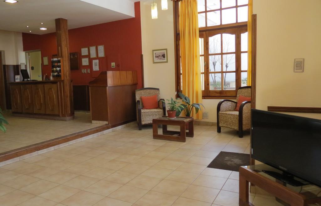 Hotel Arenales Villa Carlos Paz Exteriör bild