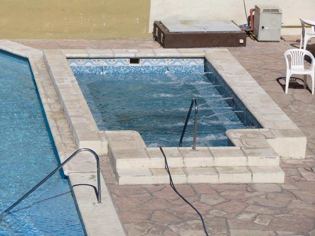 Hotel Arenales Villa Carlos Paz Exteriör bild