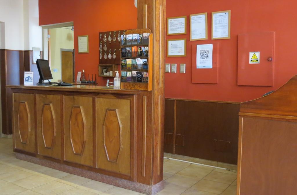 Hotel Arenales Villa Carlos Paz Exteriör bild