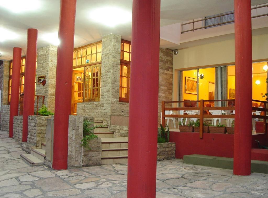 Hotel Arenales Villa Carlos Paz Exteriör bild
