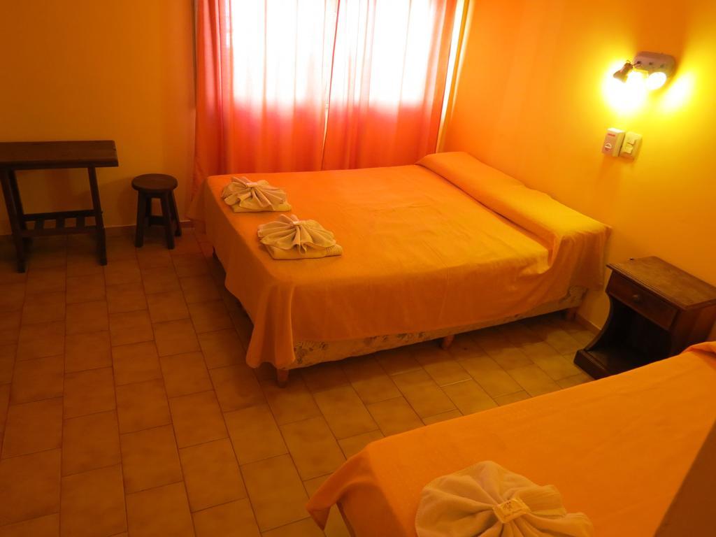 Hotel Arenales Villa Carlos Paz Rum bild